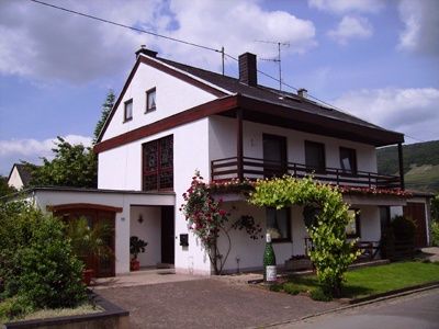 Gästehaus & Ferienwohnung Weingut Mertes-Lorenz