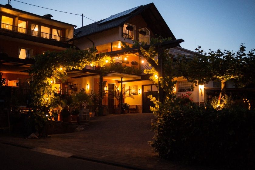 Weingut in der Abendstimmung