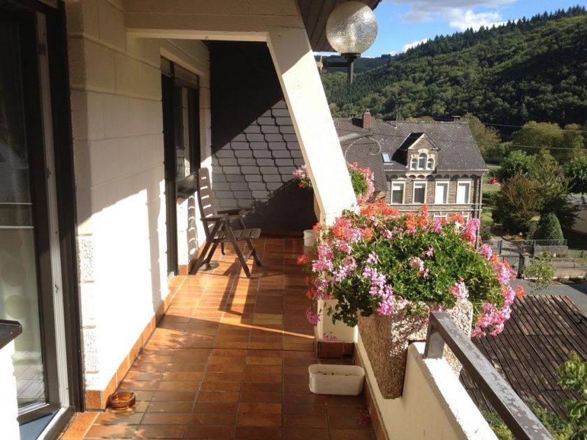 Hotel Restaurant Weingut Dehren im Herzen des Moselkrampen bei Cochem