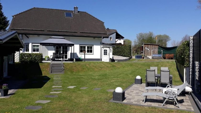 Ferienwohnung Meyer mit Pool und Gartensauna