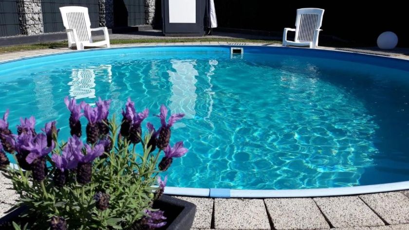 Ferienwohnung Meyer mit Pool und Gartensauna