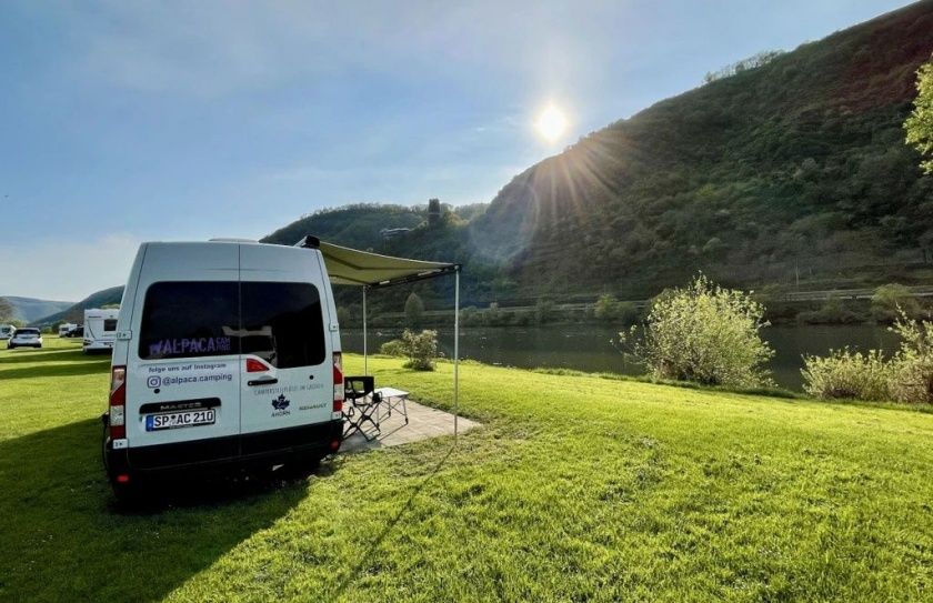 Camping Burgen - Campingplatz an der Mosel