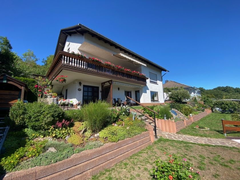 Ferienwohnung - Schöne Aussicht - an der Lahn ****