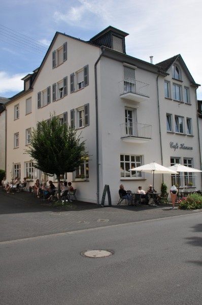 Ferienwohnungen & Café Hansen