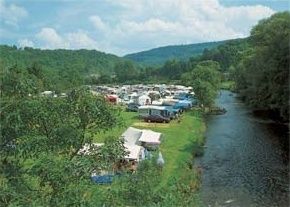 Mitten in einem der bekanntesten Wandergebiete des Deutsch-Luxemburgischen Naturparks, nahe der “Luxemburgischen Schweiz” (“La Petite Suisse”), befindet sich unser Campingplatz in Wallendorf ...