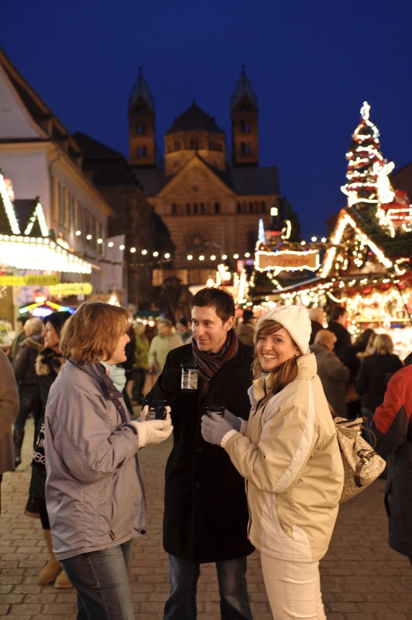 Weihnachts- und Neujahrsmarkt in Speyer